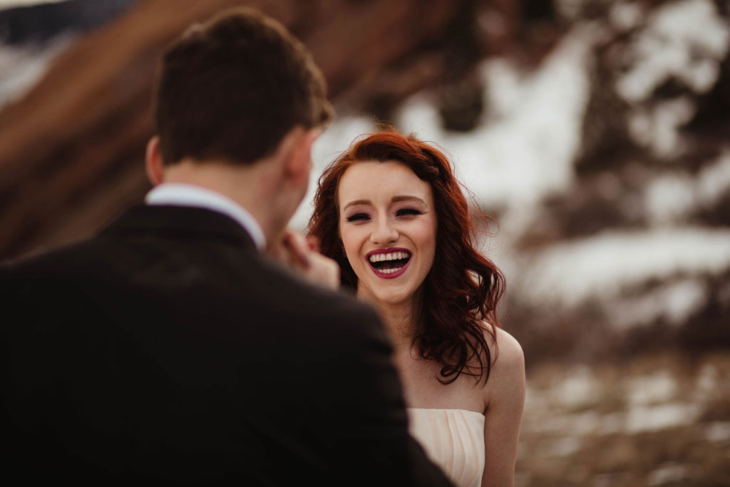 Wedding Professional Photographer in Denver, Colorado. Beautiful bride and groom in a professional photo session ,beautiful bride smiling to the groom